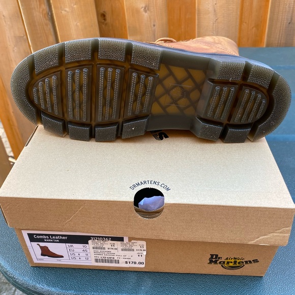 Dr martens men’s boots - Picture 8 of 8
